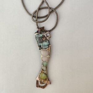 Pendentif abstrait « DAME ROSE »