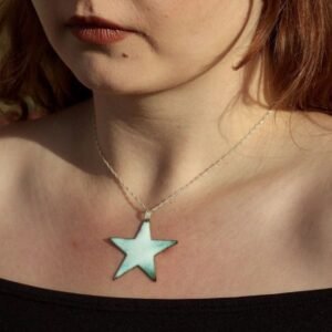 Pendentif etoile blanc